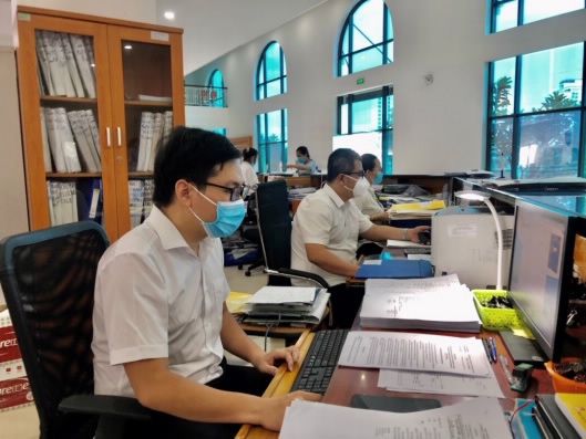 Kho bạc Nhà nước Khánh Hoà đẩy mạnh giao dịch qua dịch vụ công trực tuyến, hỗ trợ công tác giải ngân vốn đầu tư công