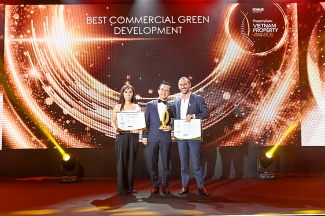 Aurora IP nhận giải thưởng “Dự án công nghiệp tốt nhất” và “Dự án thương mại xanh tốt nhất”.