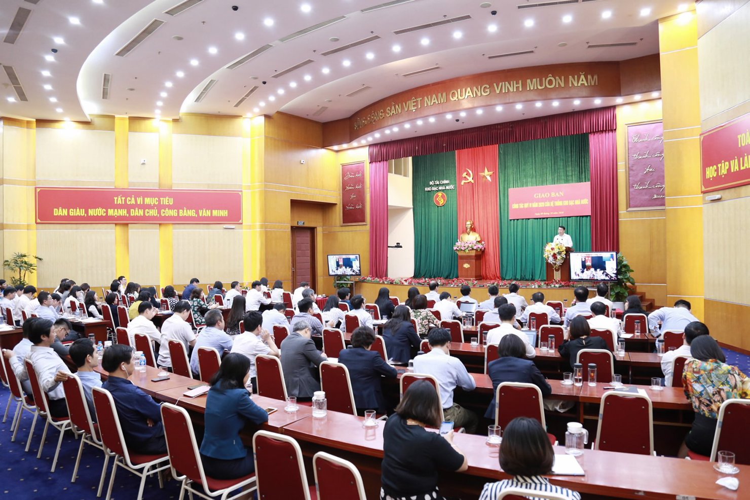 Hội nghị giao ban công tác quý IV/2020 của Hệ thống Kho bạc Nhà nước (ngày 9/10/2020).