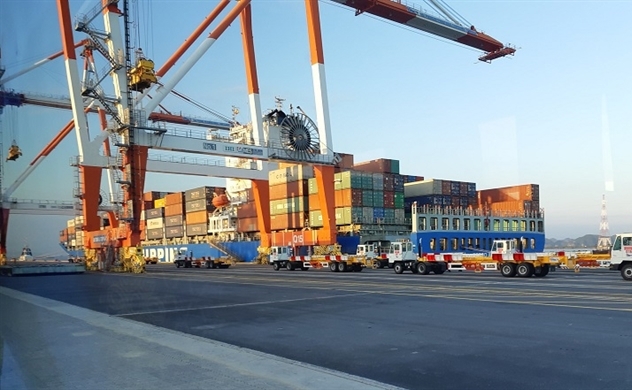 Tỷ trọng đóng góp của ngành dịch vụ logistics vào GDP đạt 8-10%, tốc độ tăng trưởng dịch vụ đạt 15-20%.