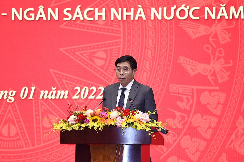 Ph&oacute; Tổng Kiểm to&aacute;n Nh&agrave; nước Nguyễn Tuấn Anh chia vui với kết quả m&agrave; ng&agrave;nh T&agrave;i ch&iacute;nh đạt được trong năm 2021.