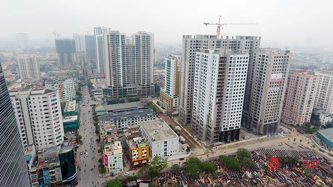 Bất chấp dịch COVID-19, năm 2021 giá bất động sản vẫn liên tục tăng.