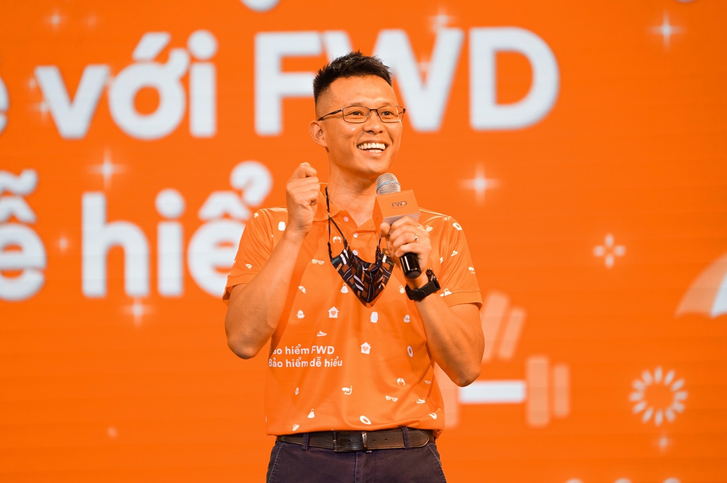 &Ocirc;ng Vương Gia Vũ - Ph&oacute; Tổng Gi&aacute;m đốc T&agrave;i ch&iacute;nh FWD Việt Nam gửi những lời ch&uacute;c tốt đẹp nhất đến chị em phụ nữ nh&acirc;n dịp ra mắt &ldquo;FWD Phụ nữ hiện đại&rdquo;.