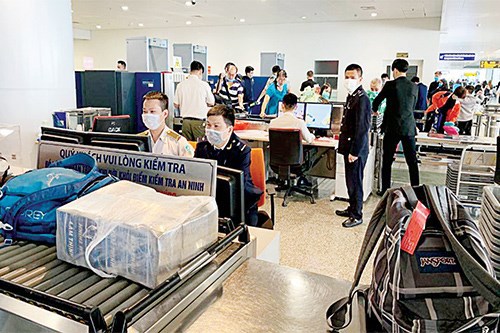 Quý I/2022, số tờ khai làm thủ tục hải quan qua Hải quan TP. Hà Nội đạt hơn 248 nghìn tờ khai, bằng 101,5% cùng kỳ năm 2021.