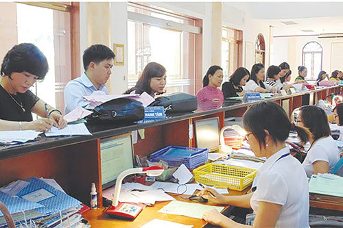 Tính đến ngày 30/4, hệ thống Kho bạc Nhà nước đã thực hiện kiểm soát chi thường xuyên ước đạt 303.056 tỷ đồng, bằng 27,1% dự toán.