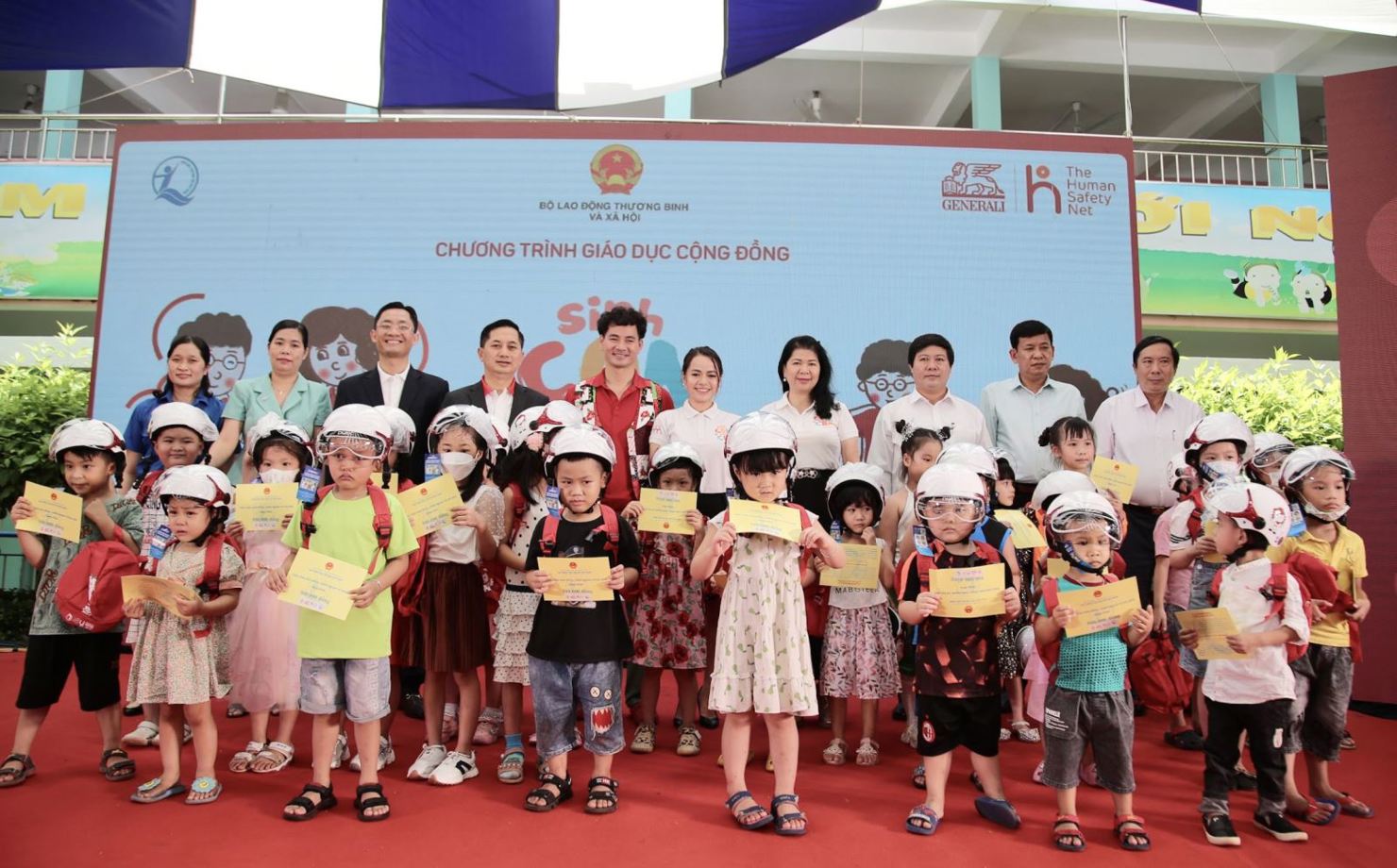 Trong giai đoạn 2022-2023, Chương trình “Sinh con, Sinh cha” sẽ tiếp cận thêm 4.000 cha mẹ, trẻ em và các cán bộ, giáo viên mầm non thông qua các hội thảo được tổ chức trực tiếp tại 10 tỉnh, thành trên toàn quốc.