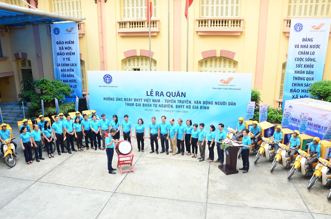 Quang cảnh Lễ ra quân hưởng ứng Ngày BHYT Việt Nam tại điểm cầu Trung ương.