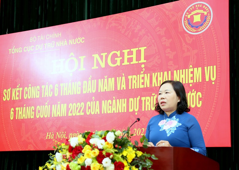 Phó Tổng cục trưởng Tổng cục DTNN Bùi Thúy Ngọc phát biểu tại hội nghị.
