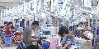 Nhờ áp dụng các công cụ cải tiến năng suất, chất lượng sản phẩm, năng suất lao động của Công ty Cổ phần May Nam Hà năm 2019 đã tăng 23% so với năm 2018.