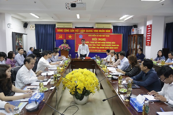 To&agrave;n cảnh hội nghị.