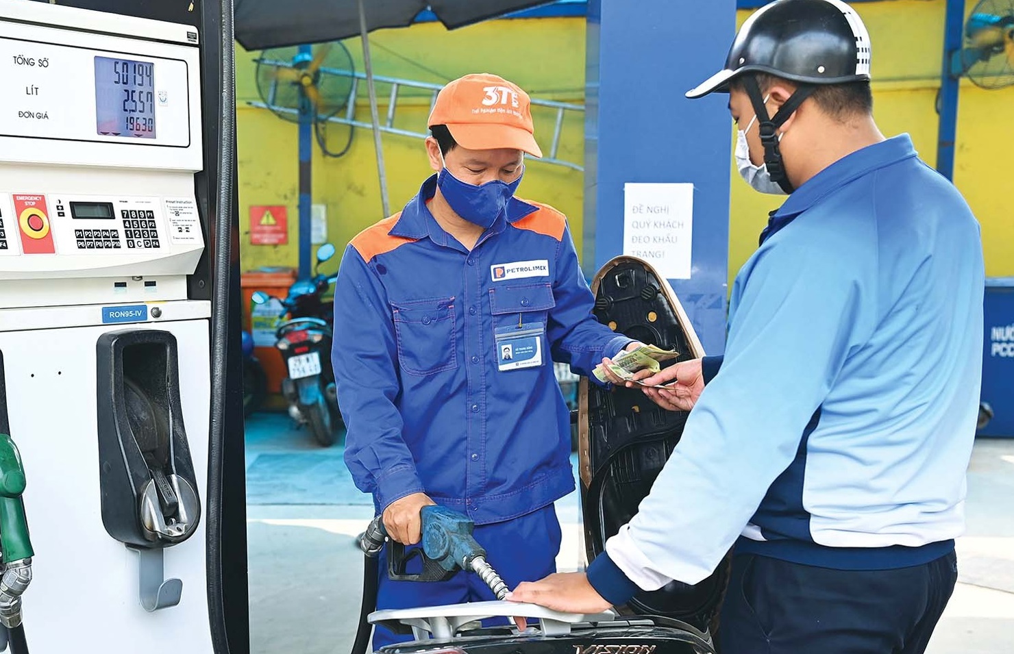 Giá xăng dầu có thể tăng mạnh sau kỳ nghỉ lễ 2/9.
