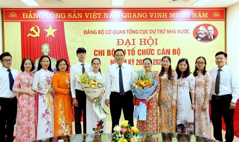 Các đai biểu chụp ảnh lưu niệm tại Đại hội.