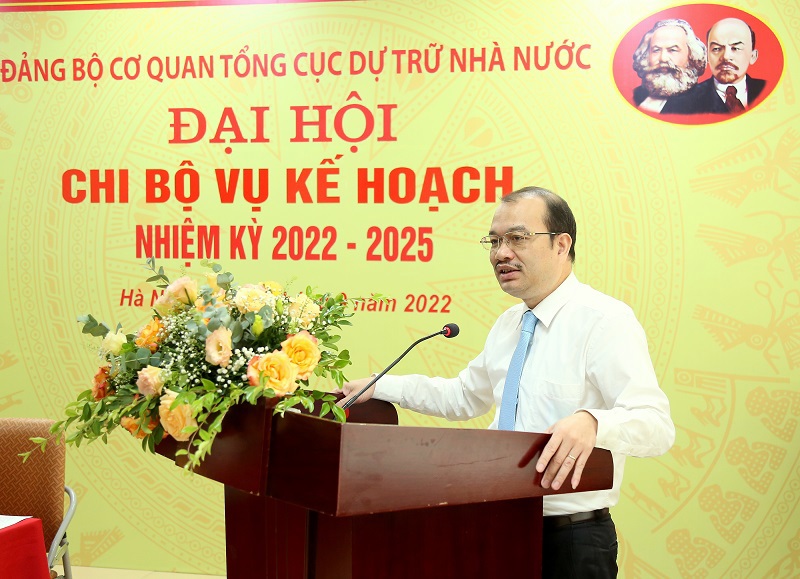 Ph&oacute; B&iacute; thư Đảng ủy, Ph&oacute; Tổng cục trưởng Tổng cục DTNN Phạm Vũ Anh ph&aacute;t biểu chỉ đạo tại Đại hội.