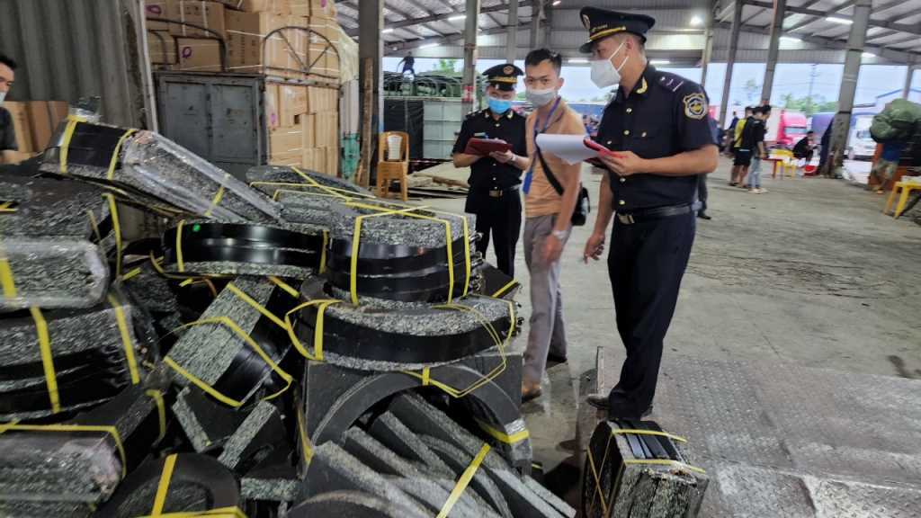 Trong thời gian tới, ngành Hải quan đẩy mạnh kiểm tra trước và sau thông quan, giảm tỷ lệ kiểm tra trong quá trình làm thủ tục hải quan.