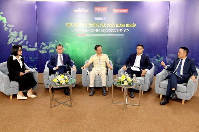 Đối thoại Chuyên đề: "Bước ngoặt thị trường trái phiếu DN sau Nghị định 65/2022/NĐ-CP".