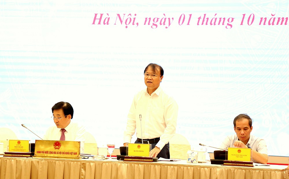 Thứ trưởng Bộ Công Thương Đỗ Thắng Hải trả lời phóng viên tại buổi Họp báo chiều 01/10/2022.