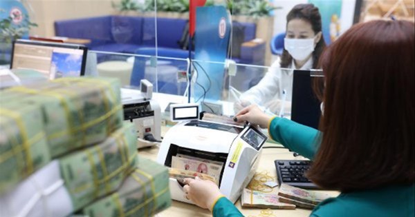 Tính riêng tuần này (từ 10/10), nhà điều hành đã mua vào hơn 85.000 tỷ đồng tín phiếu, qua đó bơm ra lượng tiền Đồng tương ứng. Ảnh minh hoạ.