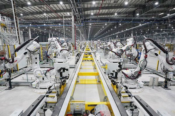 Việt Nam cần gói hỗ trợ có sự kết hợp chính sách tài khóa và chính sách tiền tệ để phục hồi nền kinh tế.