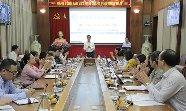 Toàn cảnh Hội nghị tập huấn công tác tham gia tố tụng hình sự đối với các hành vi vi phạm pháp luật trong lĩnh vực BHXH, BHYT, BH thất nghiệp.