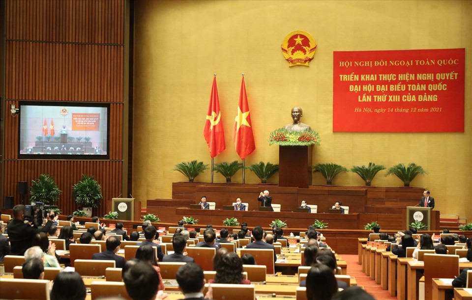 Quang cảnh hội nghị tại điểm cầu Hội trường Di&ecirc;n Hồng.
