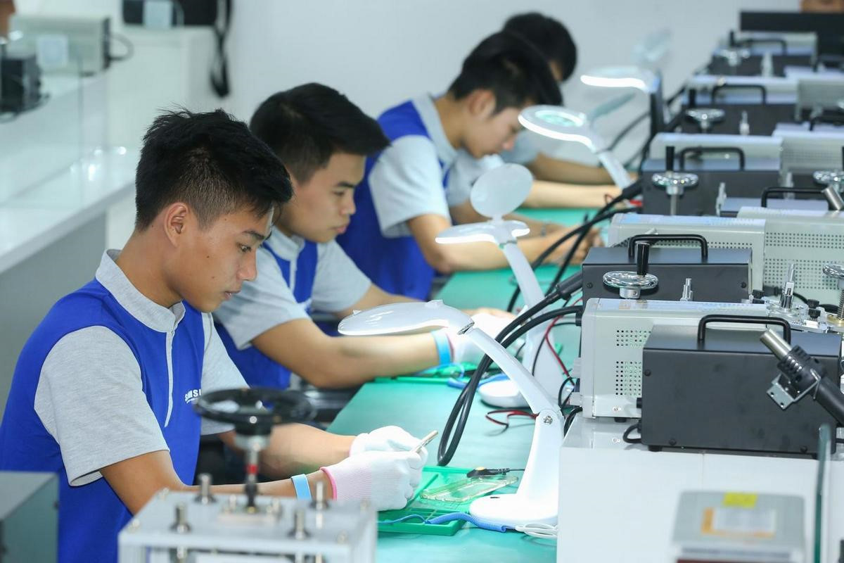 Người lao động trong khu công nghiệp cần được đánh giá và cấp chứng chỉ kỹ năng nghề.