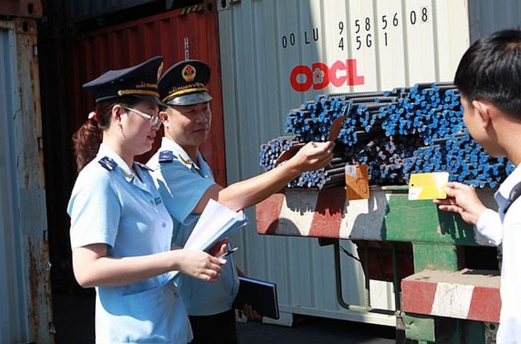Ngành Hải quan thay đổi toàn diện công tác kiểm tra chuyên ngành, góp phần cắt giảm thủ tục, chi phí và tạo thuận lợi cho doanh nghiệp.