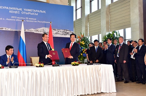 Lễ ký kết.