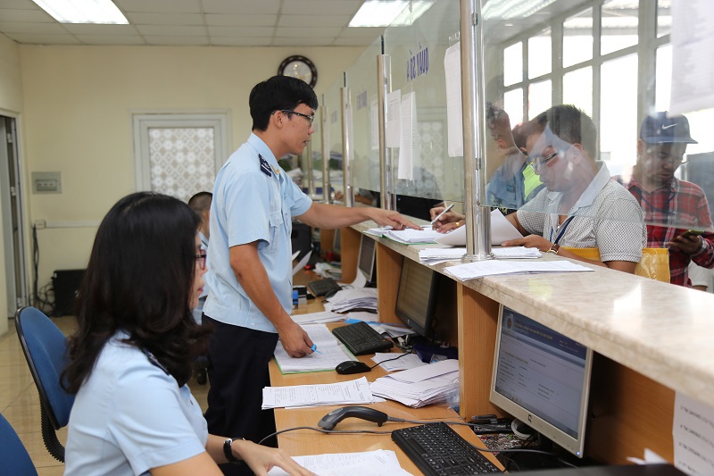 Cục Hải quan Hà Nộitạo điều kiện thuận lợi cho doanh nghiệp tham gia xuất nhập khẩu. Ảnh: Văn Trường