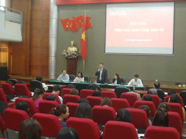 Toàn cành buổi tập huấn hoàn thuế điện tử do Cục Thuế TP. Hà Nội tổ chức ngày 11/1/2017.