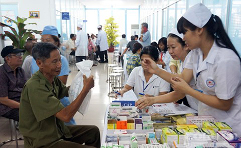 Gia tăng bất hợp lý chi phí khám chữa bệnh BHYT chủ yếu do tăng chi giá dịch vụ y tế chưa hợp lý.