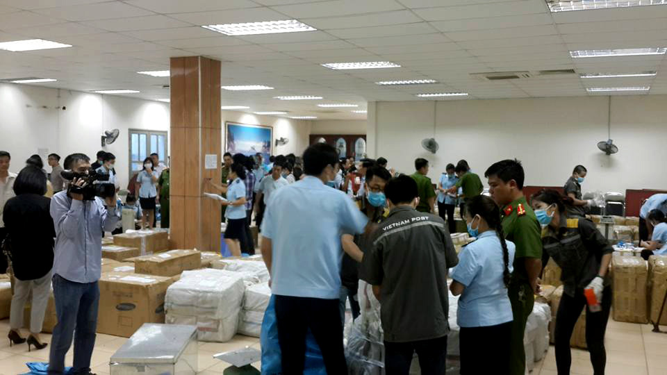 Năm 2016, Hải quan TP. Hà Nội phối hợp với lực lượng chức năng triệt phá thành công chuyên án E316, thu giữ 2,2 tấn lá Khát.