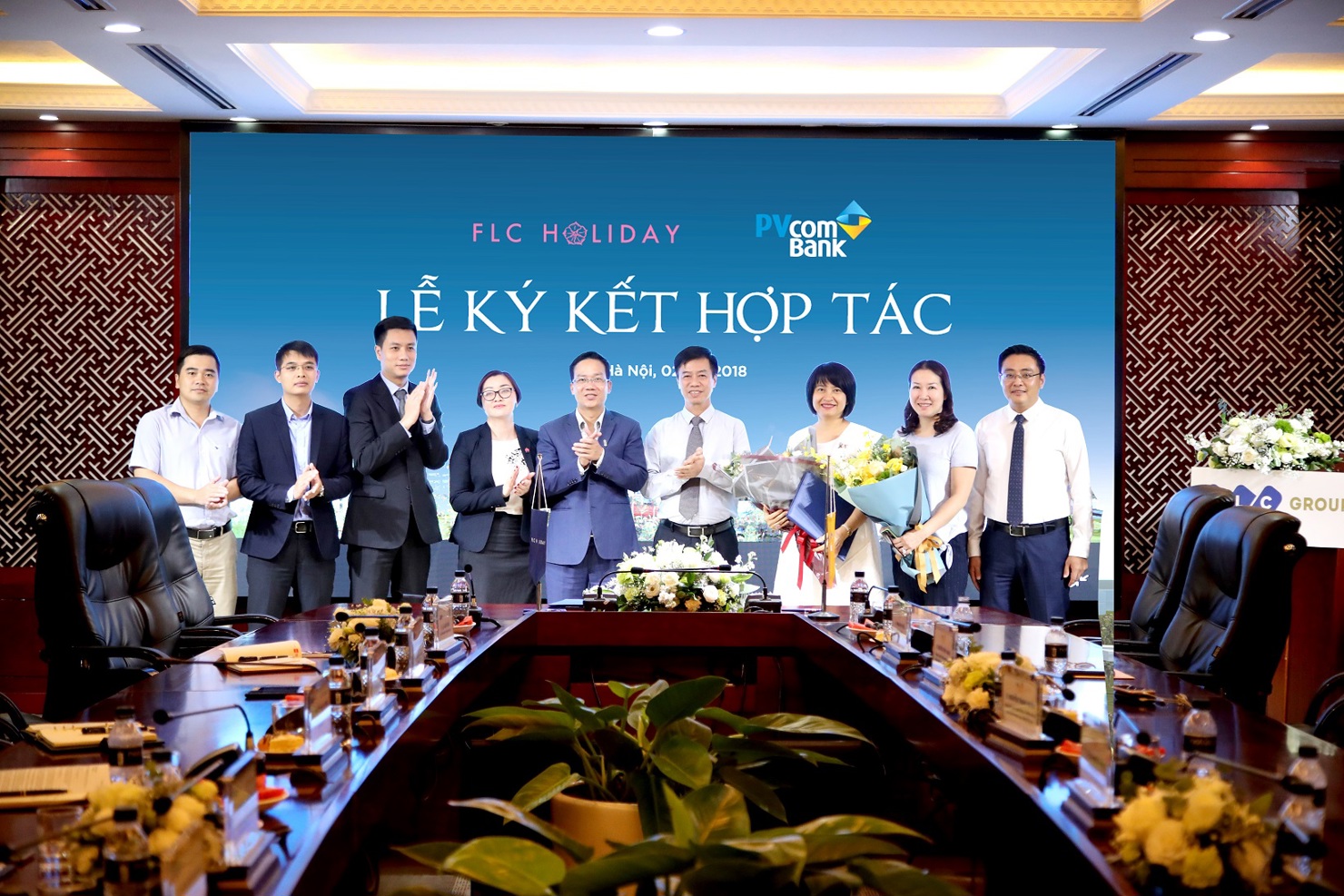 Lễ ký kết hợp tác giữa PVcomBank và FLC Holiday ngày 2/10/2018.