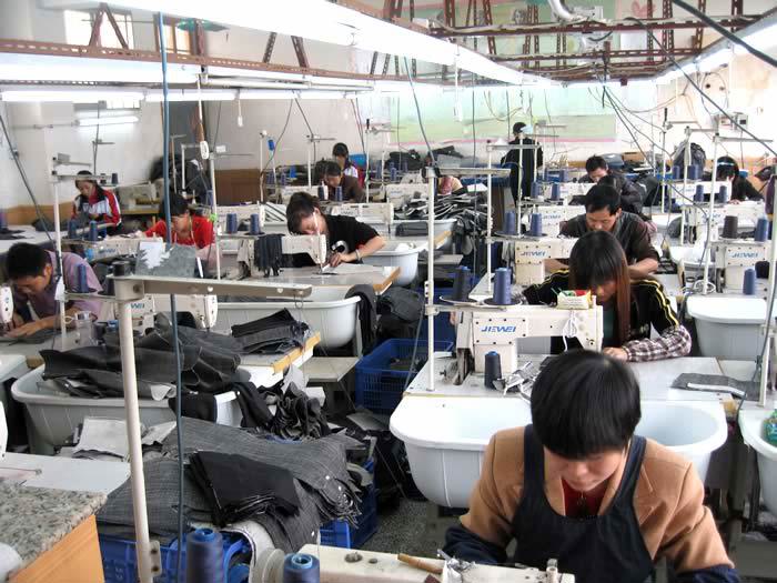 Thuế nhập khẩu nguyên liệu đầu vào phục vụ dệt may sẽ được cắt giảm về 0%.