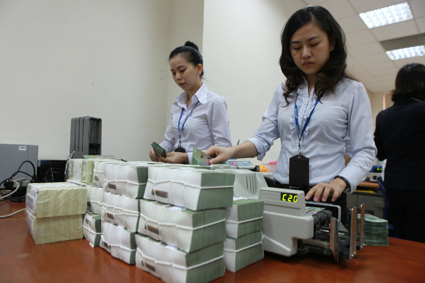 Huy động vốn của hệ thống ngân hàng tính đến ngày 22/11/2016 tăng 15,28% so với cuối năm 2015. Nguồn: internet.