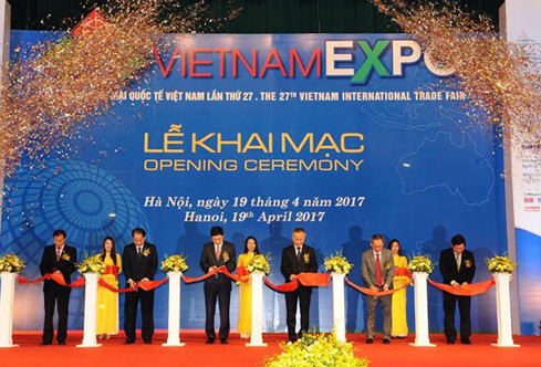 Lễ khai mạc Hội chợ. Nguồn: internet.