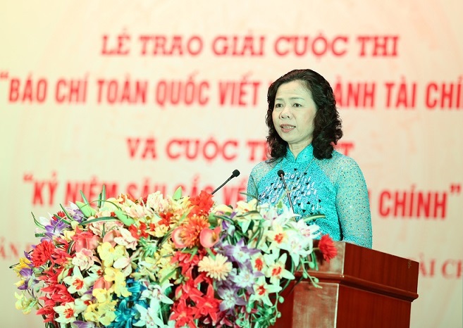 Thứ trưởng Bộ Tài chính Vũ Thị Mai.