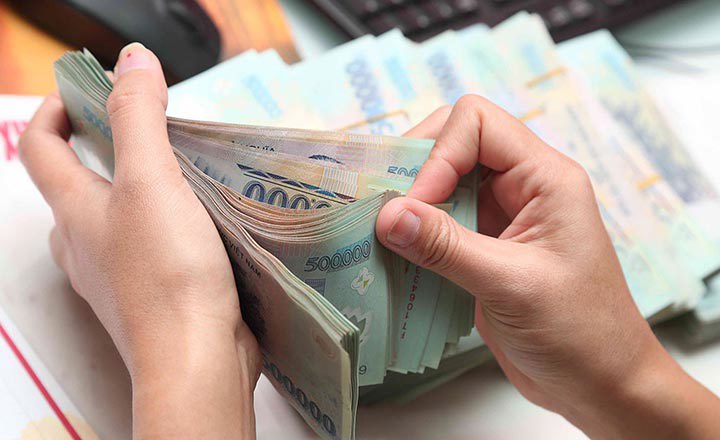 Từ ngày 01/7/2018, mức lương cơ sở sẽ tăng từ 1.300.000 đồng/tháng lên thành 1.390.000 đồng/tháng. Nguồn: Internet