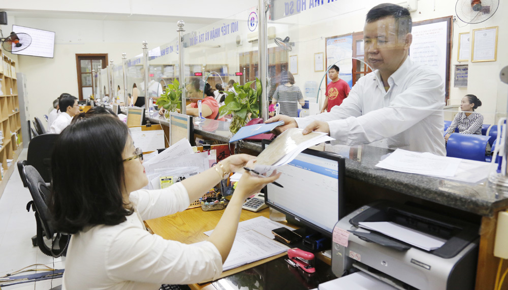Công tác tuyên truyền đã tạo chuyển biến về nhận thức trong DN, người lao động và người dân về chính sách BHXH, BHYT, BHTN. Nguồn: Internet