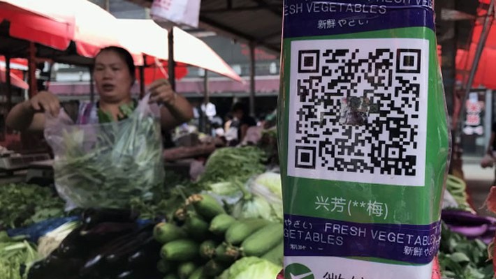 Thanh toán điện tử ngày càng phổ biến ở Trung Quốc, dẫn tới nhu cầu tiền mặt ở nước này suy giảm. Nguồn: Internet