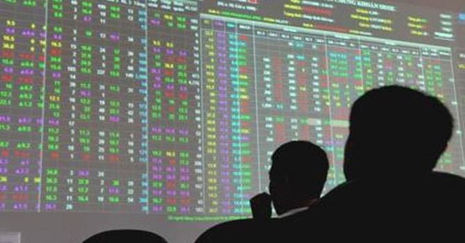 Nhiều cá nhân bị xử phạt do không báo cáo biến động tỷ lệ sở hữu của cổ đông lớn. Ảnh: Internet