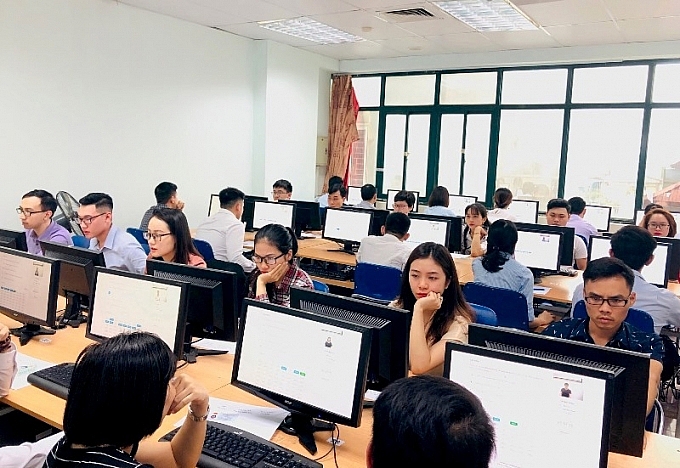 Tổng cục Thuế vừa ban hành Quy chế thi chấp chứng chỉ hành nghề dịch vụ làm thủ tục về thuế. Ảnh: Internet.