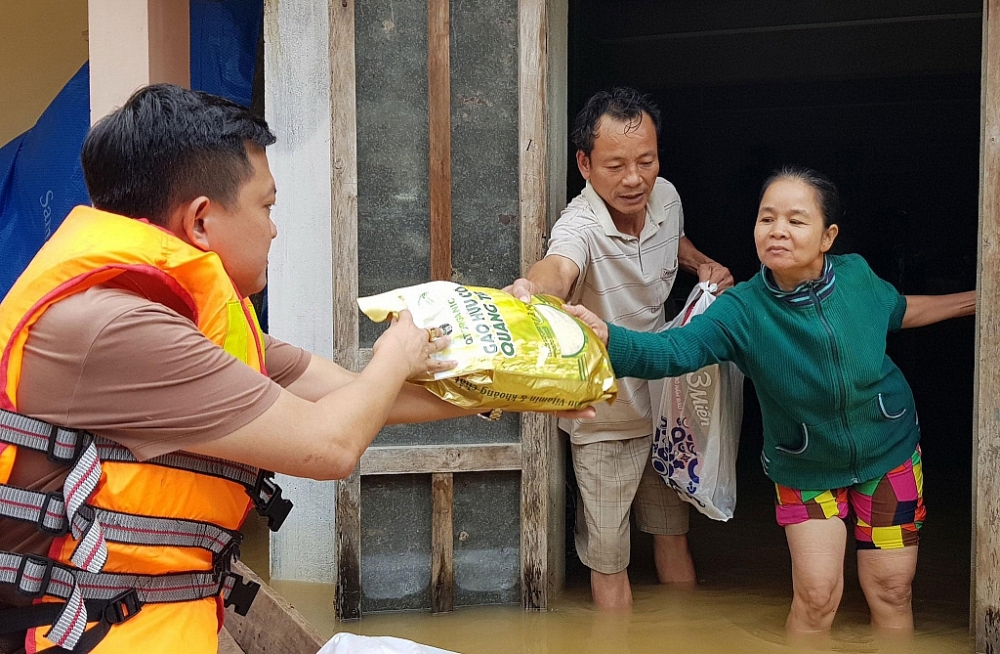 Đối với khoản tiếp nhận tài trợ bằng tiền, đơn vị phải ghi chép theo dõi đầy đủ các khoản đã tiếp nhận theo thời gian đóng góp thực tế. Ảnh: Internet.