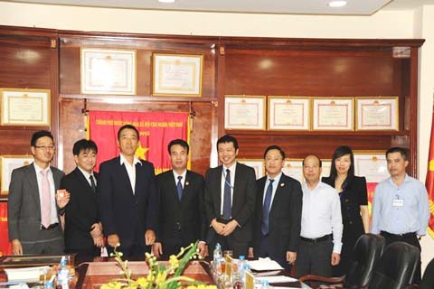 Cục Thuế TP. Hà Nội luôn tích cực hỗ trợ DN thực hiện nghĩa vụ thuế. Trong ảnh: Lãnh đạo Cục Thuế Hà Nội tại buổi đối thoại với các DN Nhật Bản. Nguồn: internet