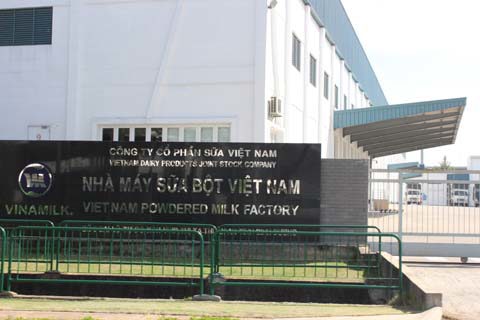 Đơn vị trực thuộc chỉ nộp hồ sơ ĐKT cho cơ quan thuế nơi đóng trụ sở; đơn vị chủ quản không phải kê khai với cơ quan thuế quản lý mình như quy định trước đây. Ảnh minh họa của: TB