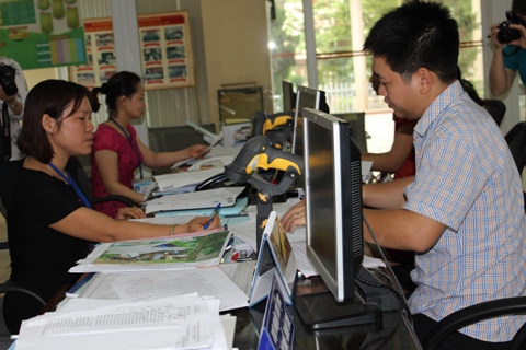 Các ứng dụng quản lý thuế, phần mễm hỗ trợ người nộp thuế sẽ được nâng cấp để đáp ứng việc hoàn thuế điện tử. Ảnh: NM.