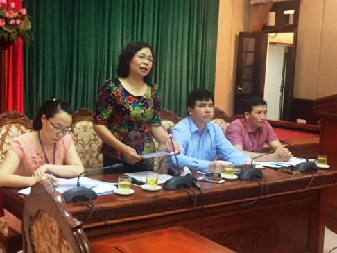 Đoàn chủ tọa tại buổi họp báo. Ảnh: H.C
