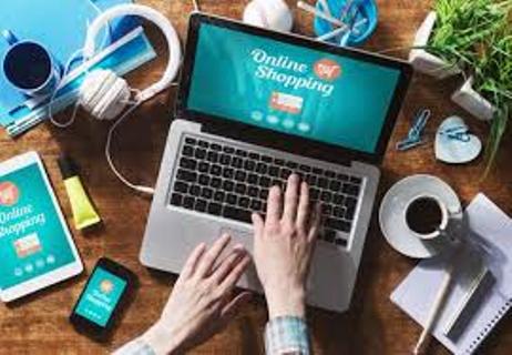 Tăng cường quản lý thuế đối với hoạt động thương mại điện tử giúp tăng thu cho NSNN. Ảnh minh họa.