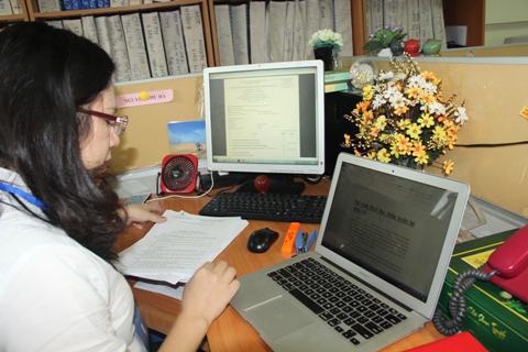 Kiểm tra tình hình thực hiện nghĩa vụ thuế tại phòng Thanh tra thuế số 1 - Cục Thuế TP.Hà Nội. Ảnh: NM.
