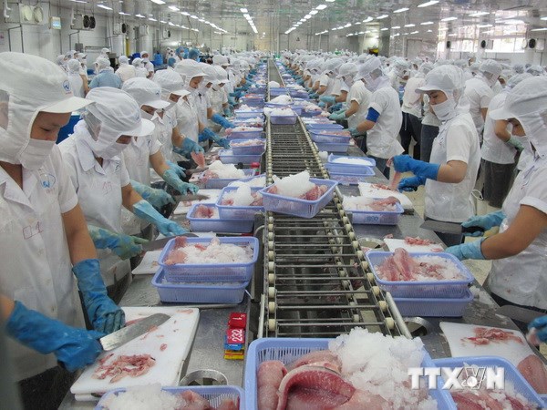 Phát triển công nghiệp chế biến để tăng giá trị hàng hóa và việc làm