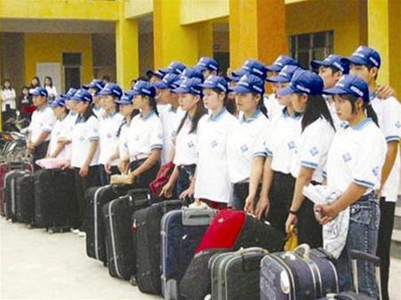 Giảm nghèo nhờ xuất khẩu lao động
